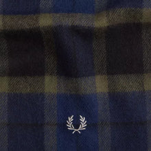 Load image into Gallery viewer, Fred Perry Lambswool tartan scarf - Field Green/ Light Oyster
