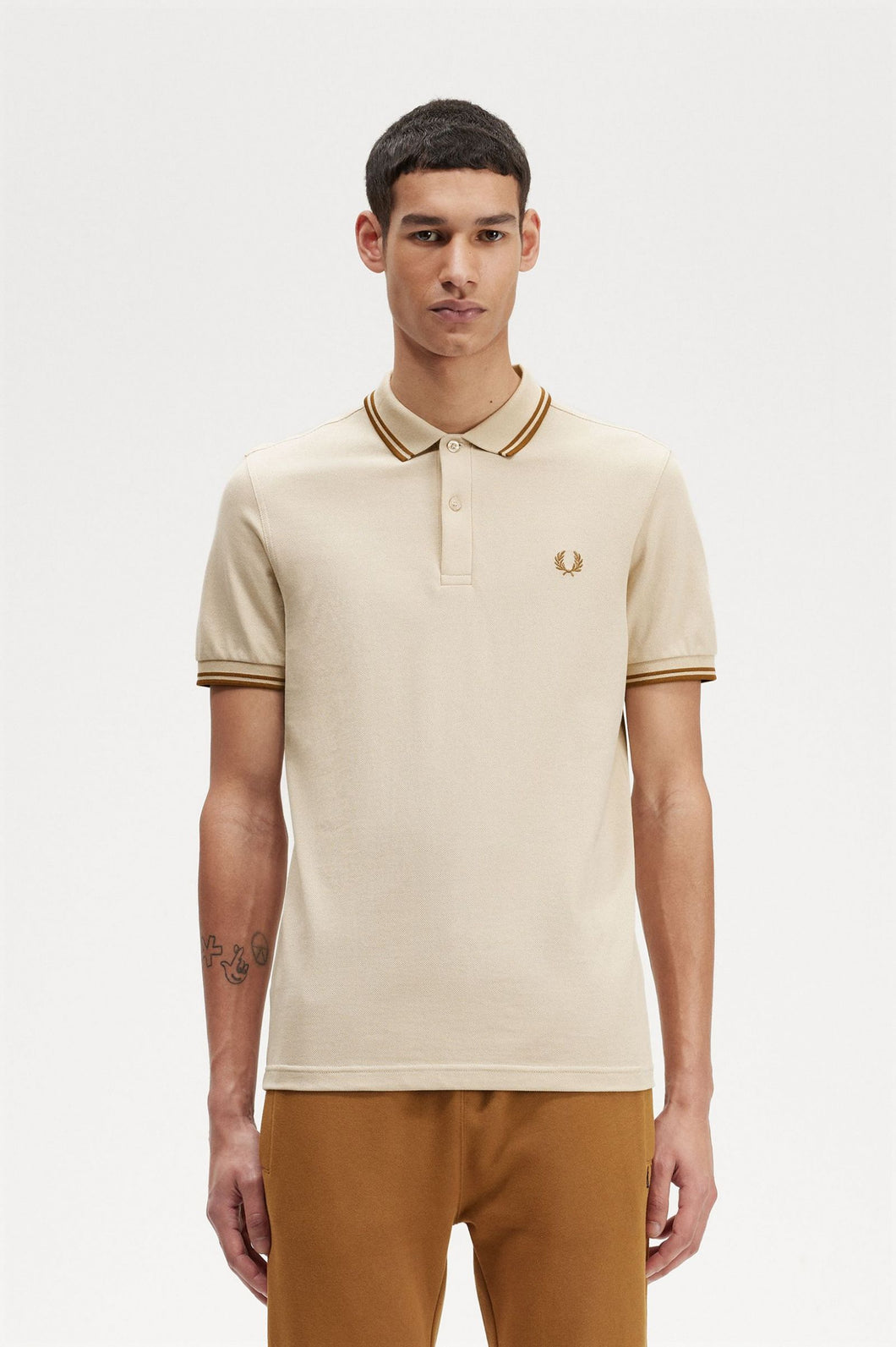 FRED PERRY OATMEAL POLO WITH DARK CARAMEL TIPPING