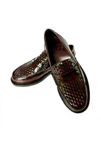 Load image into Gallery viewer, Delicious Junction Oxblood Brummel Basket Weave Loafers
