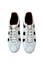 Load image into Gallery viewer, Delicious Junction White &amp; Black Chad Leather Trainer
