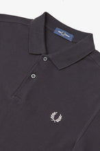 Load image into Gallery viewer, Fred Perry Plain Black Polo M6000
