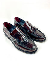 Load image into Gallery viewer, Delicious Junction Oxblood Basket Weave Loafers
